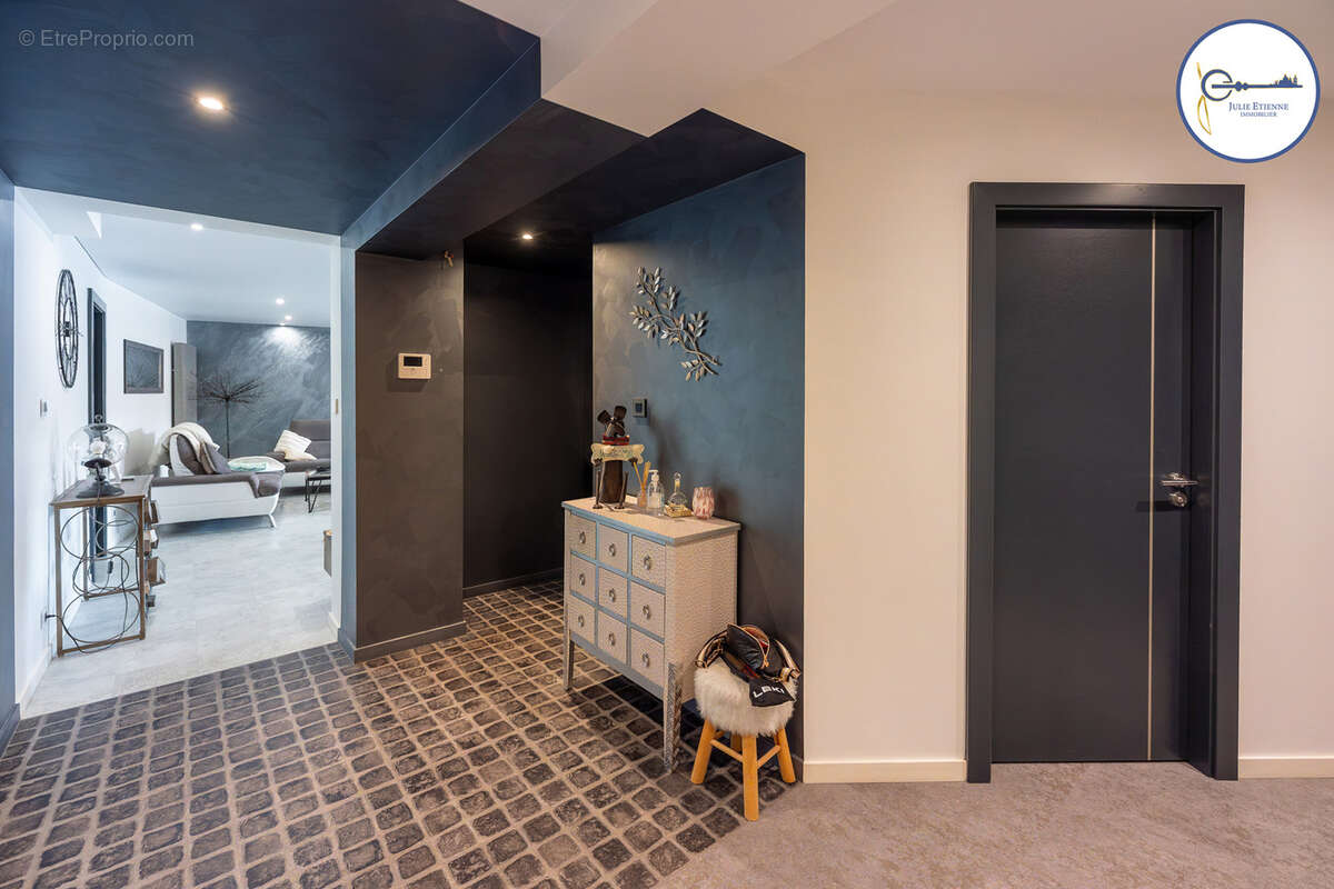 Appartement  remiremont  6 pieces  173m2 - photo 11