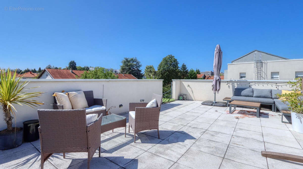 Appartement à FEYZIN