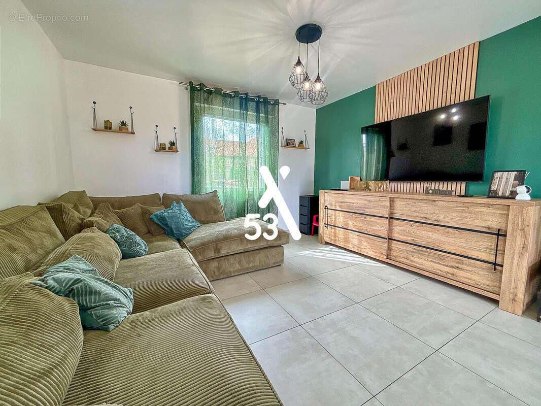 Maison à MENTQUE-NORTBECOURT