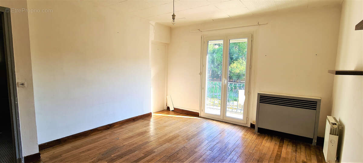  Appartement traversant de type T3 avec balcon - photo 3