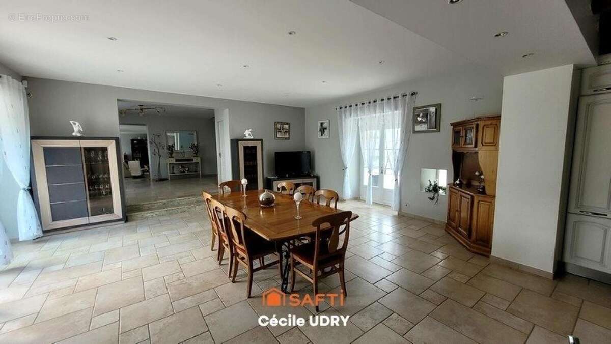 Photo 5 - Maison à CIGOGNE