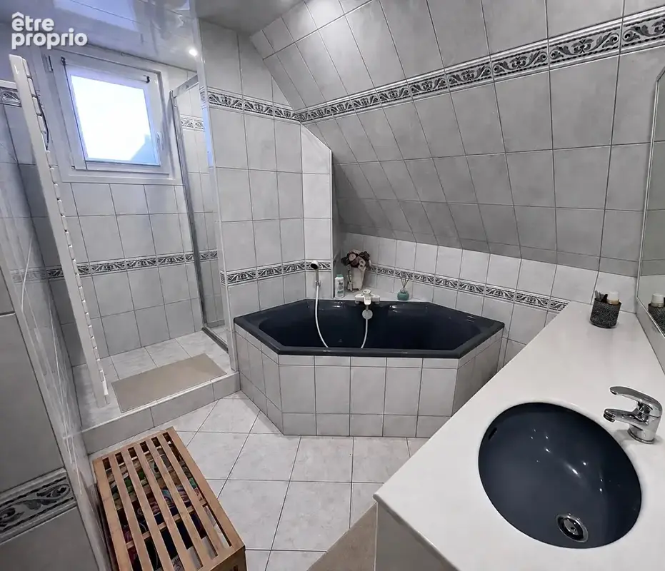 Maison Sequedin 82m² au sol - semi individuelle - 3 chambres - jardin - garage et 2 places de stationnement - photo 8