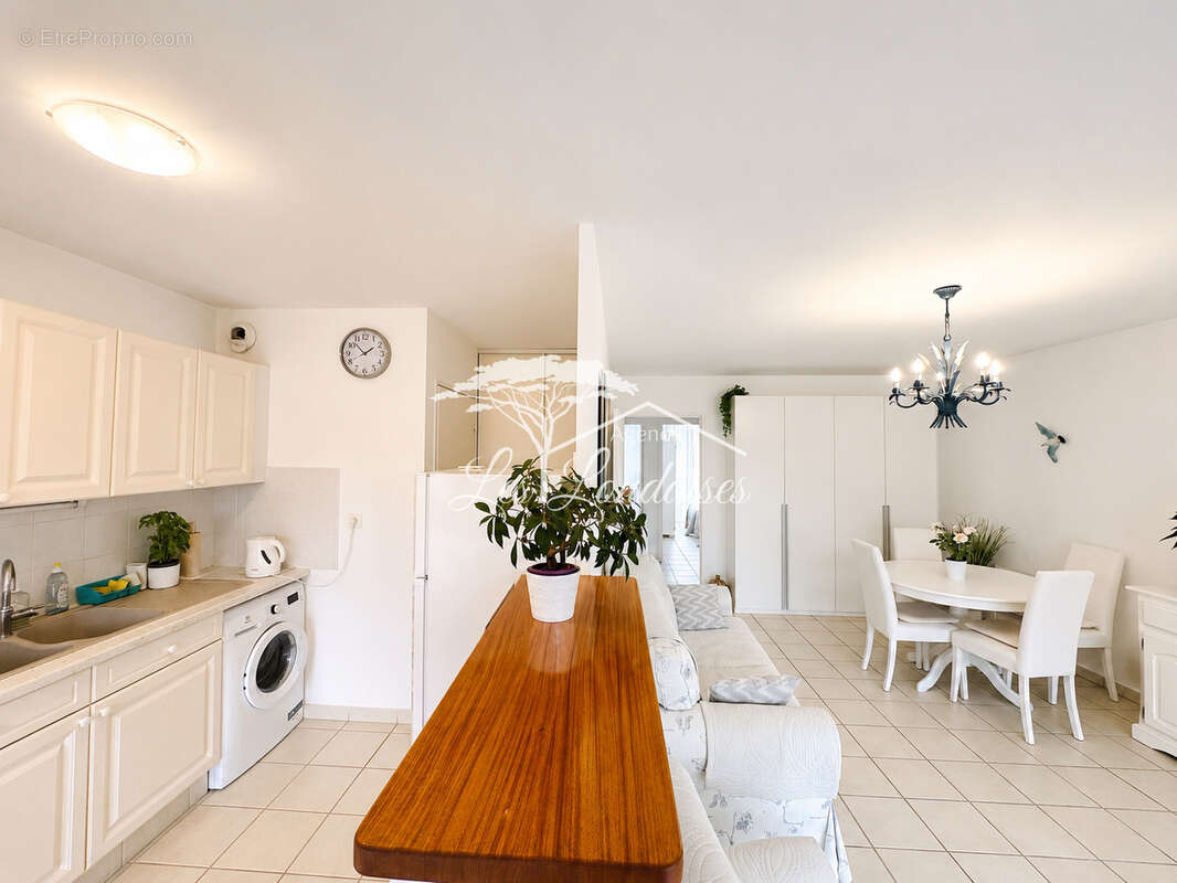 À vendre   Bel appartement T3 de 65,85 m2   Résidence Corail   Bormes-les-Mimosas - photo 7