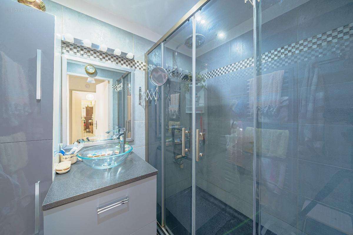 Appartement à MARSEILLE-12E