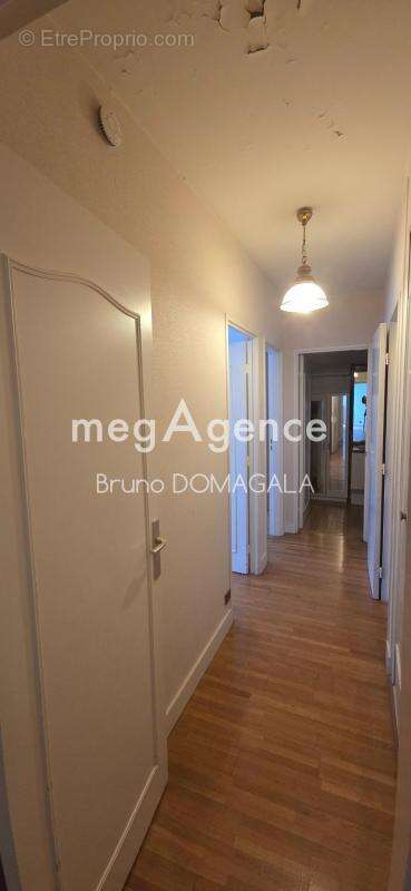 Appartement à VERSAILLES