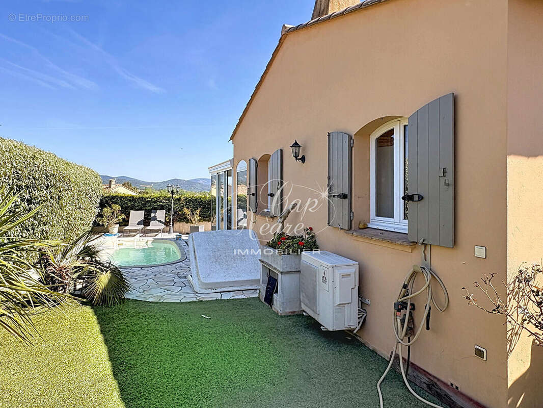Maison provençale vue dégagée au calme à vendre à cogolin - golfe de saint tropez - photo 3