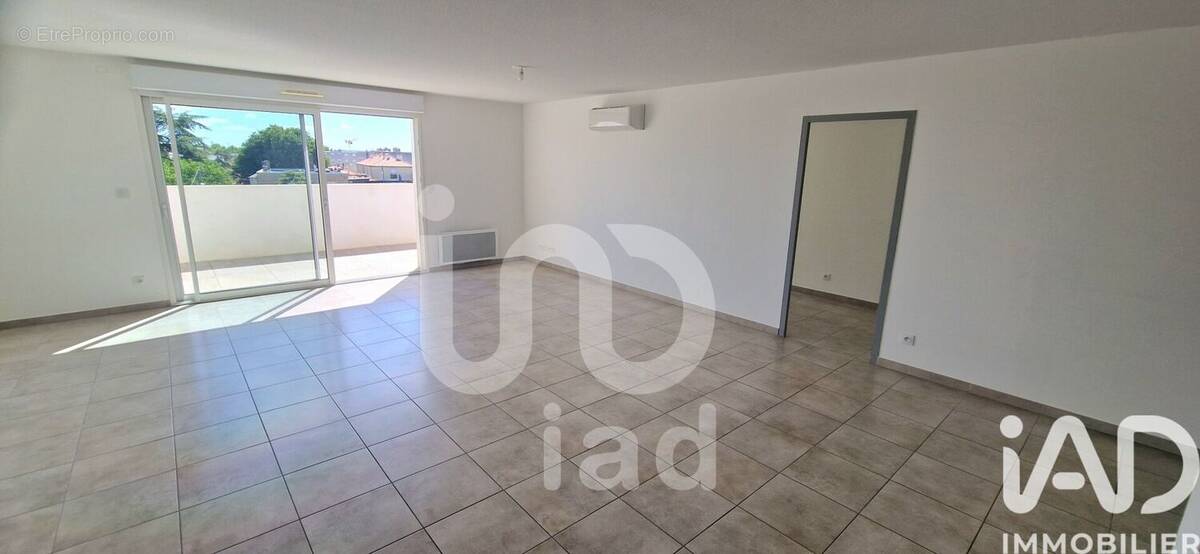 Photo 1 - Appartement à NIMES
