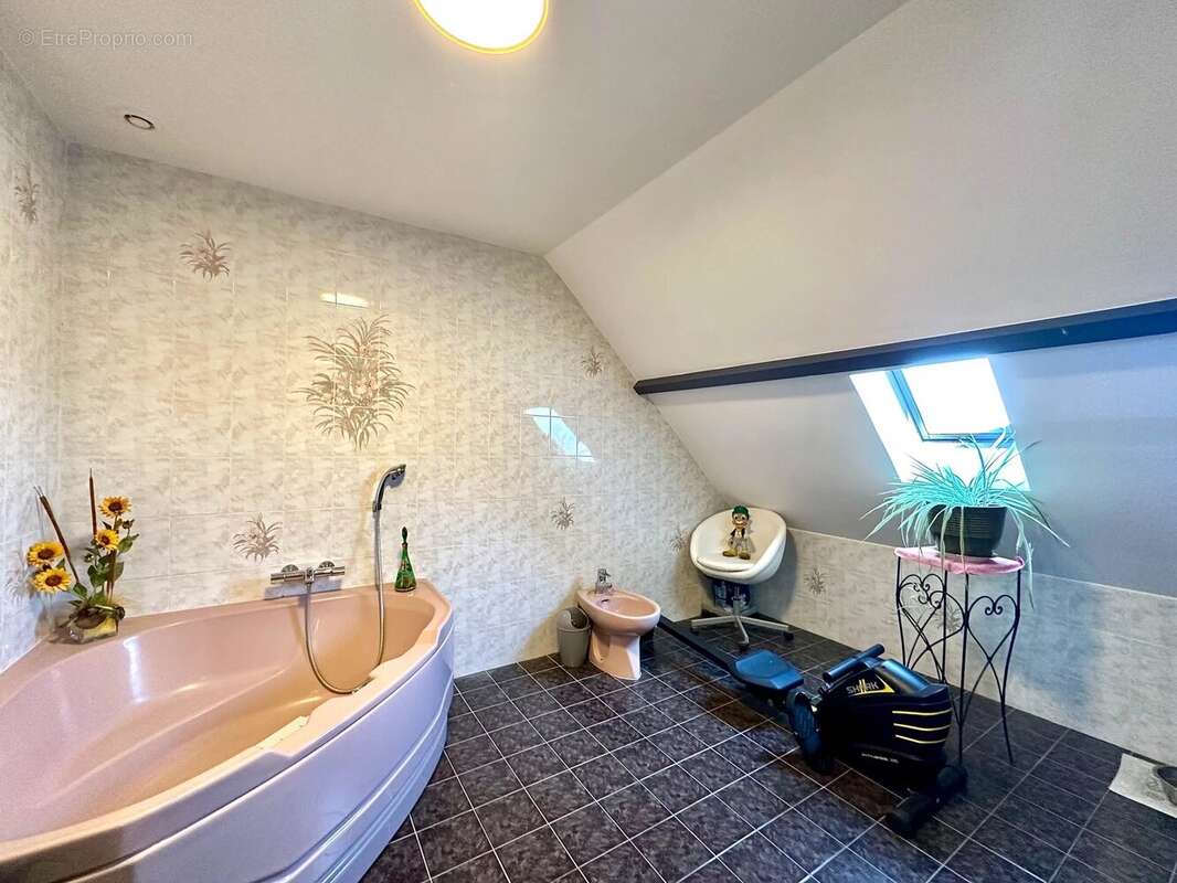 Maison à SAINT-GERMAIN-DE-LA-GRANGE