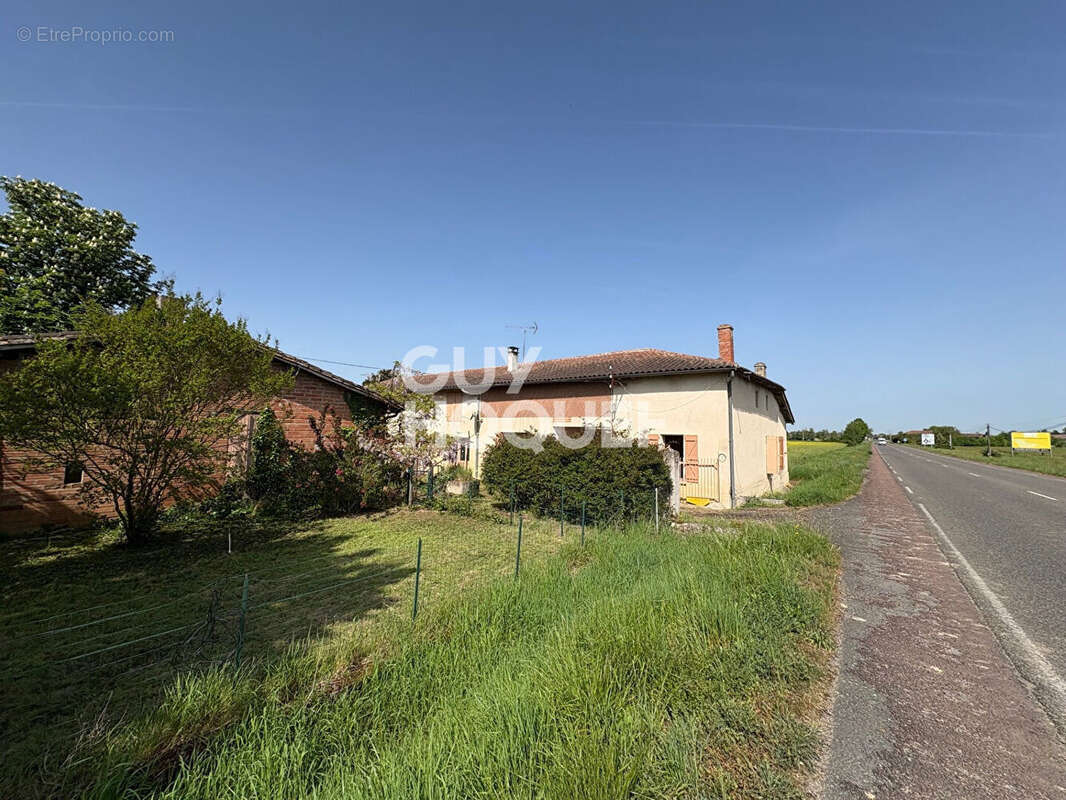 Maison Escatalens - photo 6