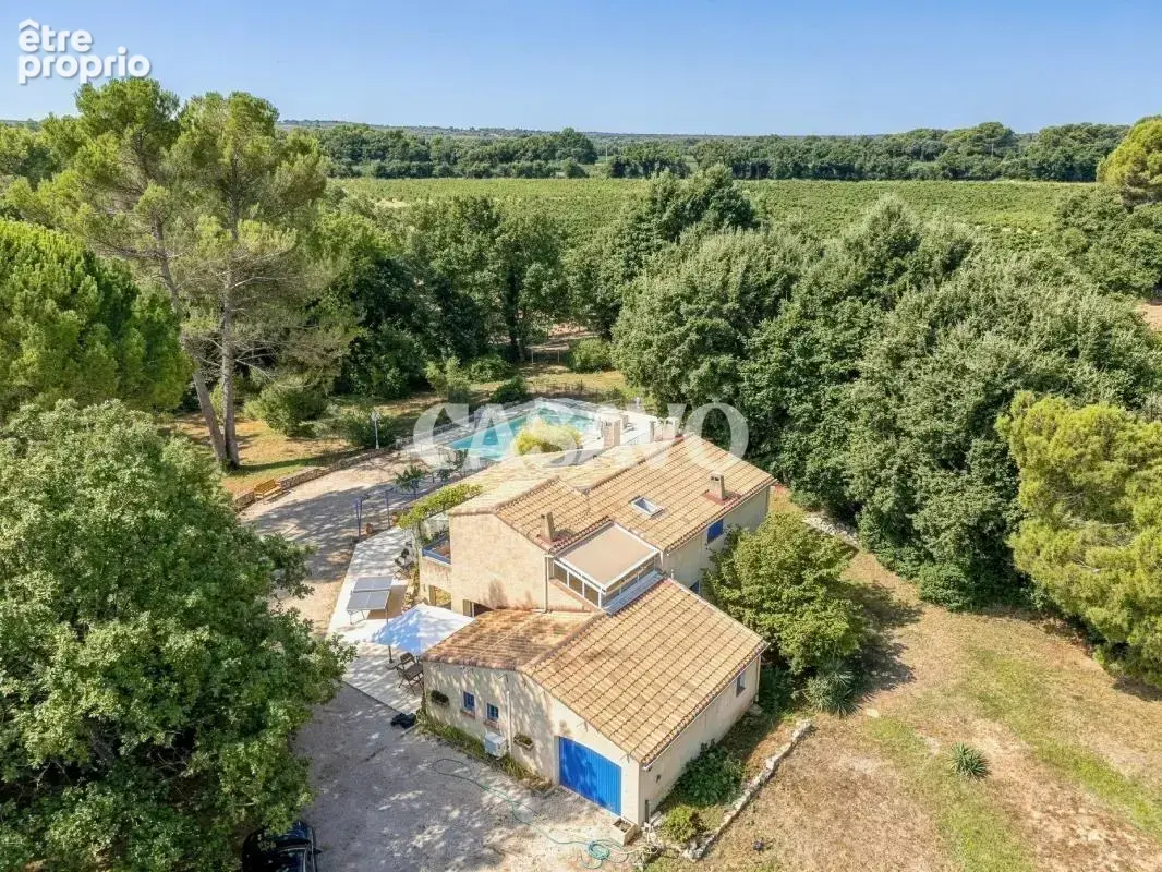 Vente Maison 5 pièces de 203m² - 13760 Saint-Cannat - photo 3