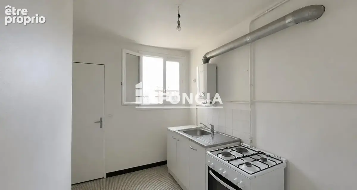 Appartement 3 pièces lumineux et fonctionnel, idéalement situé à proximité de la N12, des commerces et des écoles - photo 2