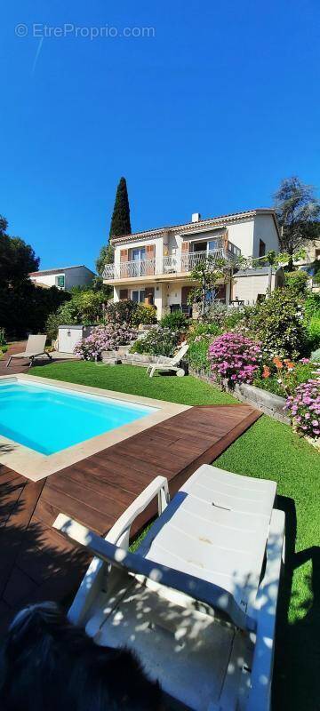 Maison à SIX-FOURS-LES-PLAGES
