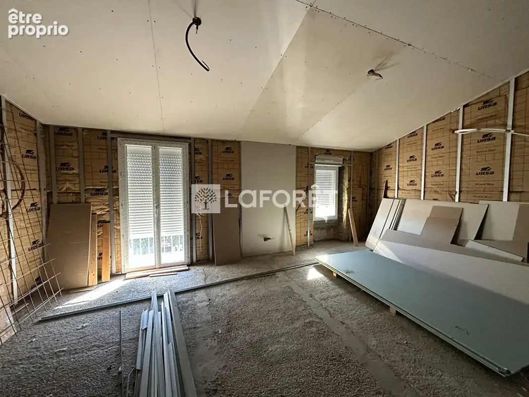 EXCLUSIVITÉ ! Maison de ville avec jardin - photo 3