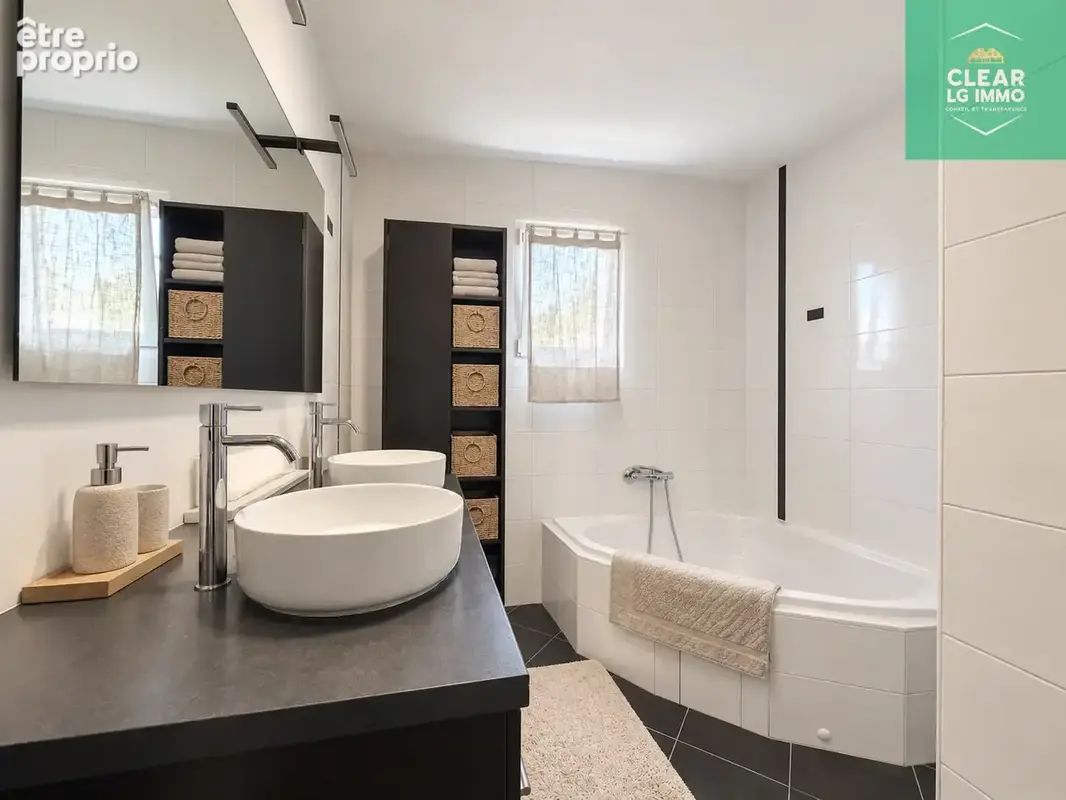 Maison plain-pied moderne proche Saint-Privat-la-Montagne - photo 6