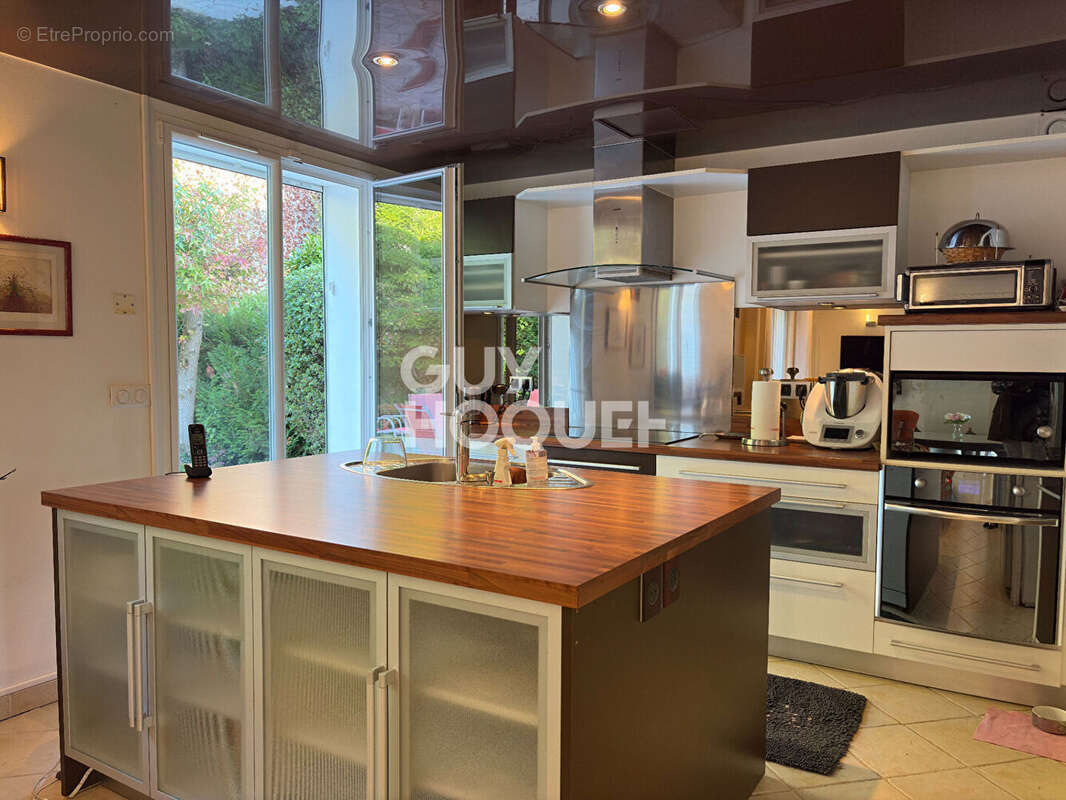 Maison à SOISY-SUR-SEINE