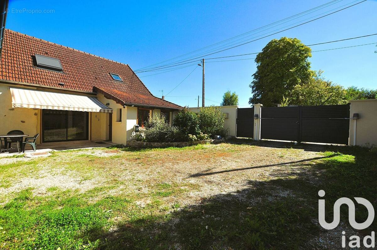 Photo 1 - Maison à SAINT-MARTIN-DE-BOSSENAY
