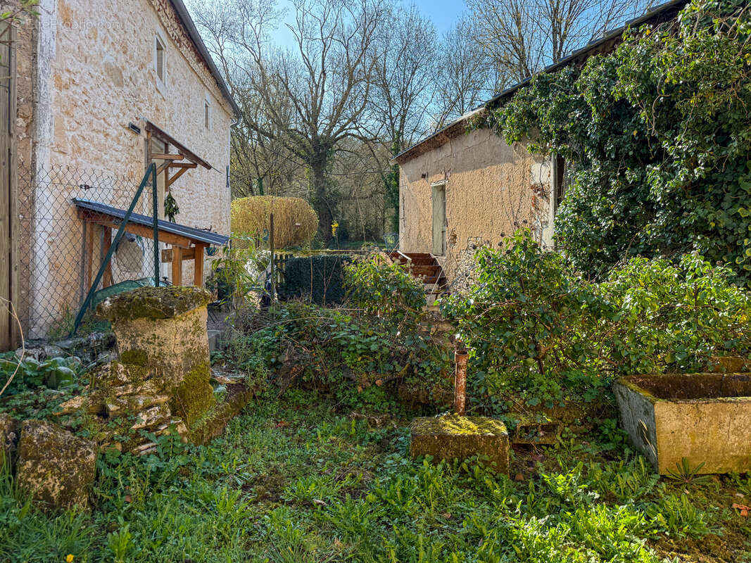 Appartement à CUBJAC