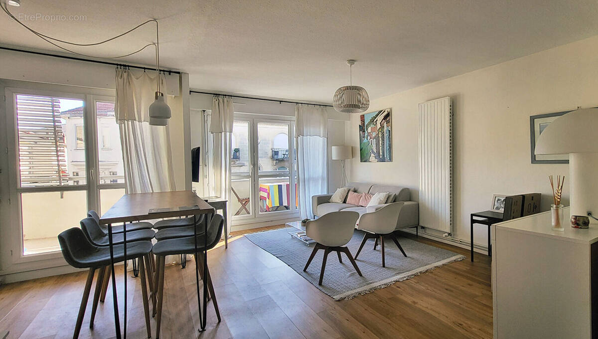 Appartement à LE BOUSCAT