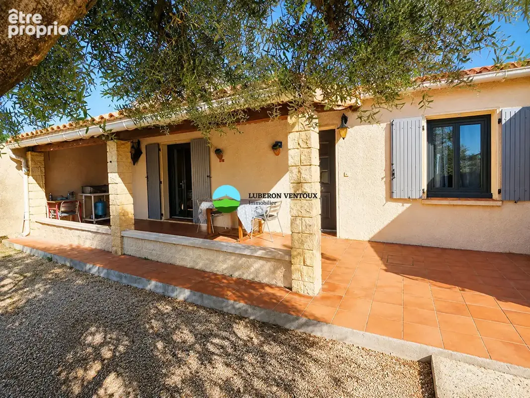 Maison de plain-pied avec 3 chambres, garage et terrain piscinable - photo 14