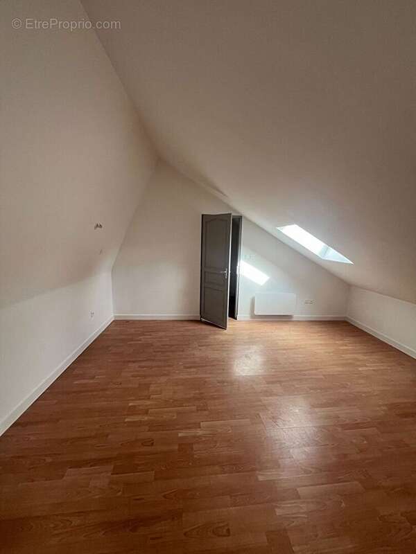 Maison à SAINT-QUENTIN