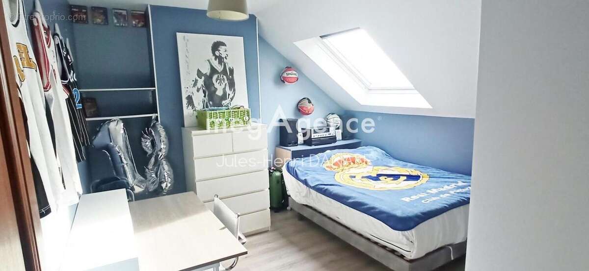 Maison à FERRIERES-EN-GATINAIS