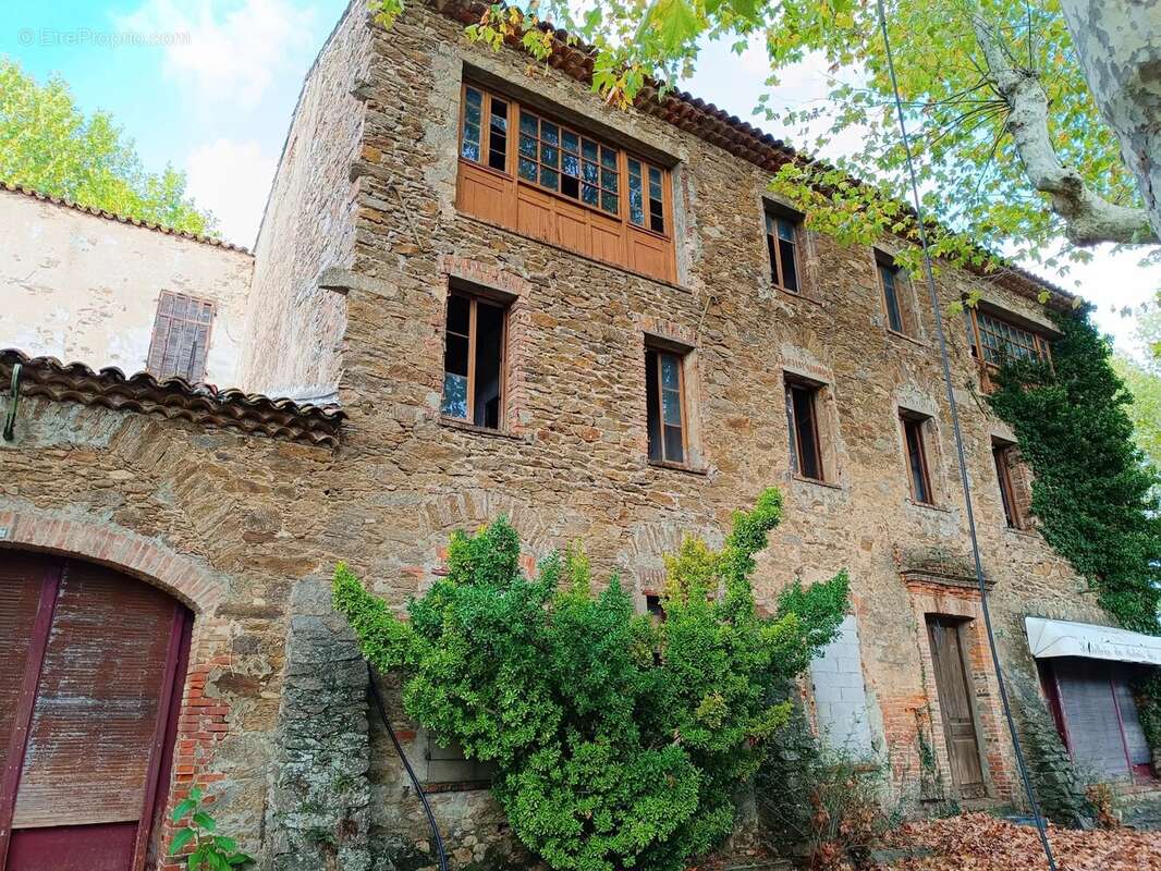 Maison à BORMES-LES-MIMOSAS