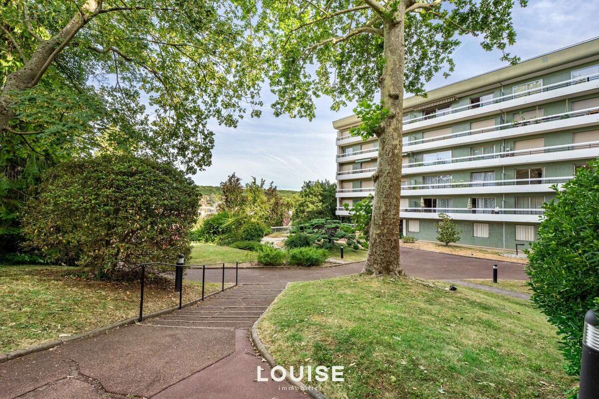 Appartement à CHAVILLE