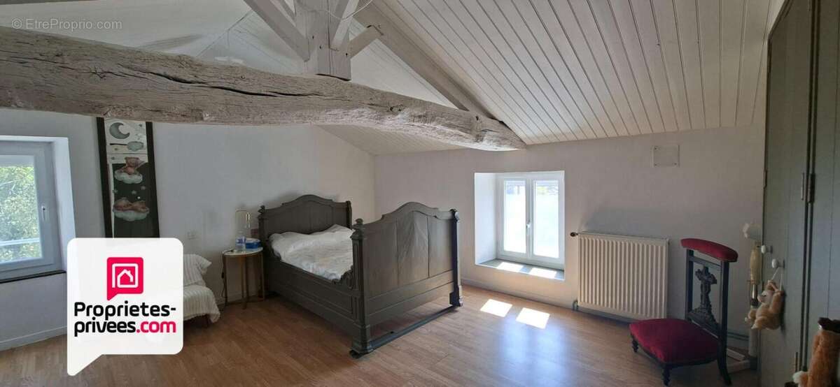 Vaste maison parfait etat de 245 m2 5 chambres  3 garages - photo 15
