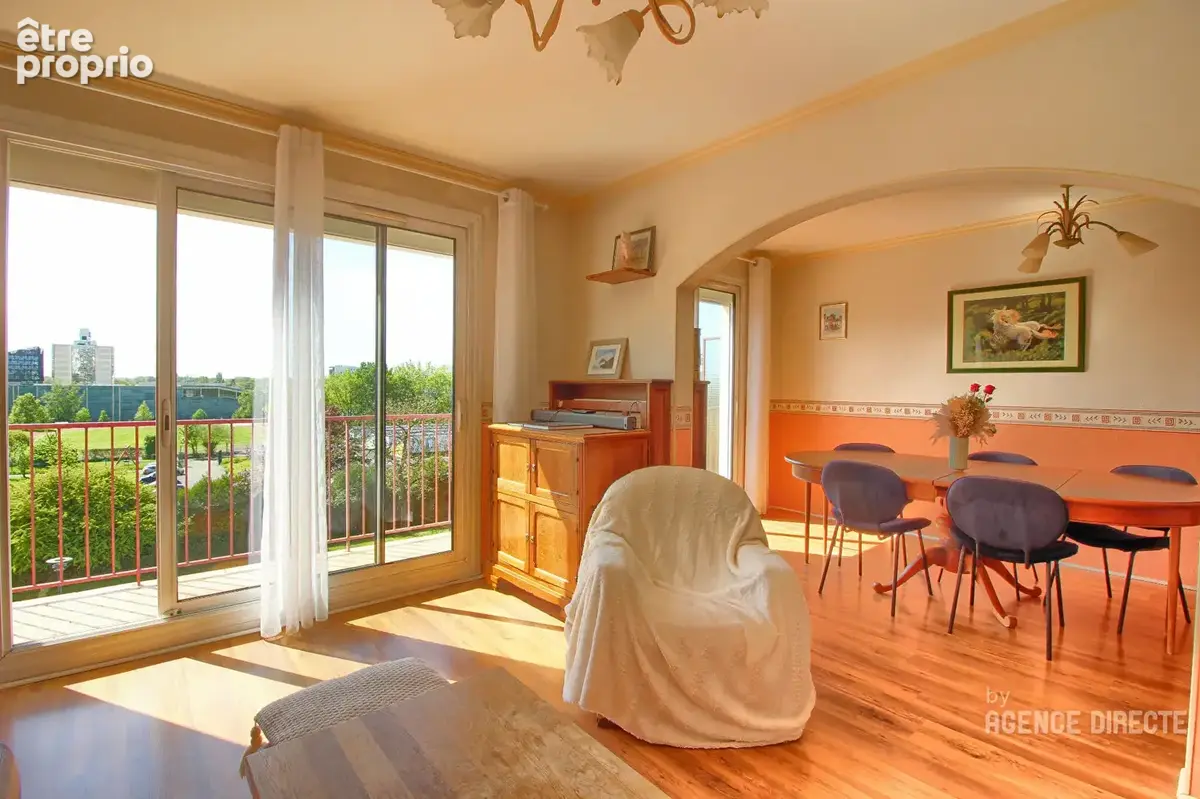 Appartement Rennes T6 - 102 m2 - Dernier étage avec balcon - cave et place de parking ! - photo 7