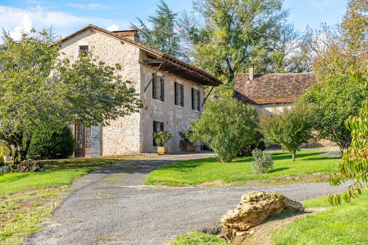 Maison à VILLAMBLARD