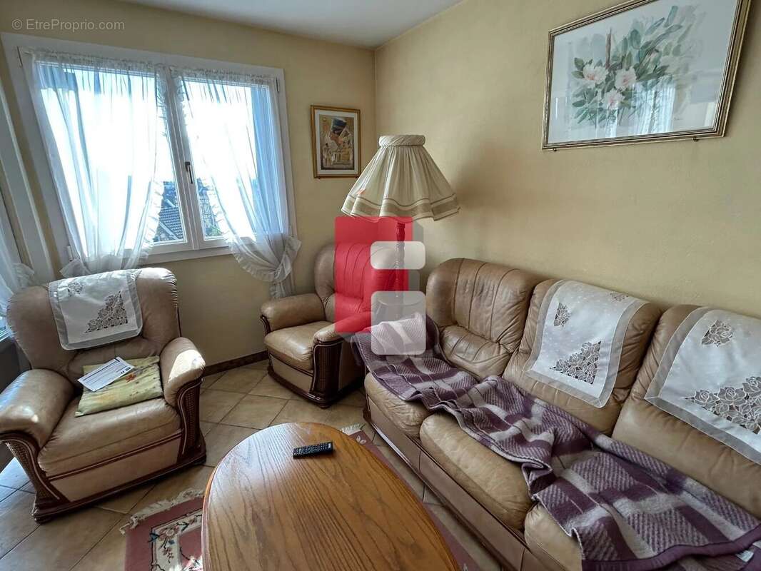 Appartement à SAINTE-SAVINE