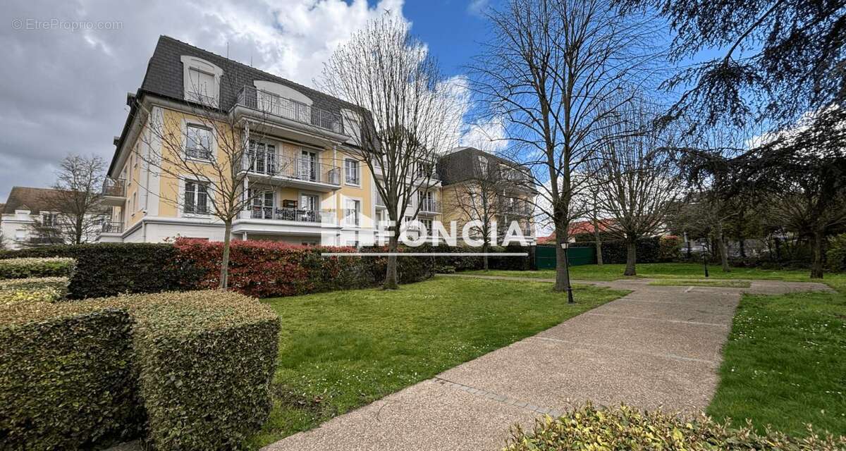 Appartement à SAINT-GRATIEN