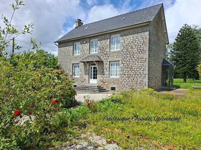 Maison à LE TEILLEUL