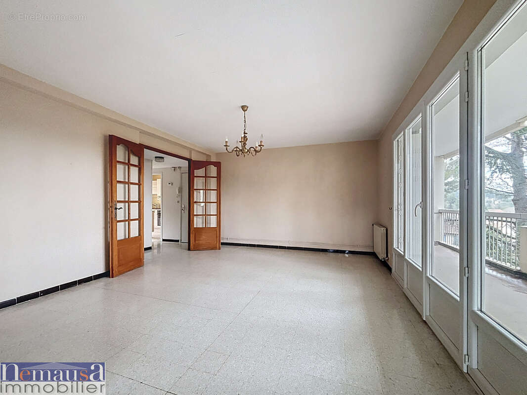 Appartement à NIMES