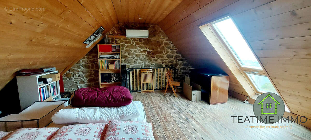 Maison à TREDREZ-LOCQUEMEAU