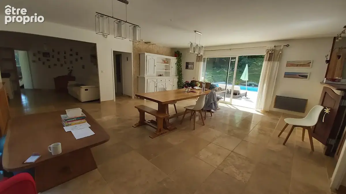 Villa avec piscine sur terrain d'un hectare - photo 7