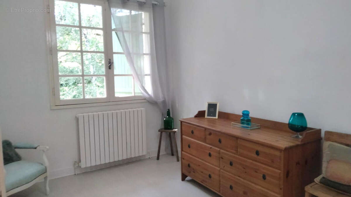 30 SEPT - CHAMBRE - Maison à ALLOUE