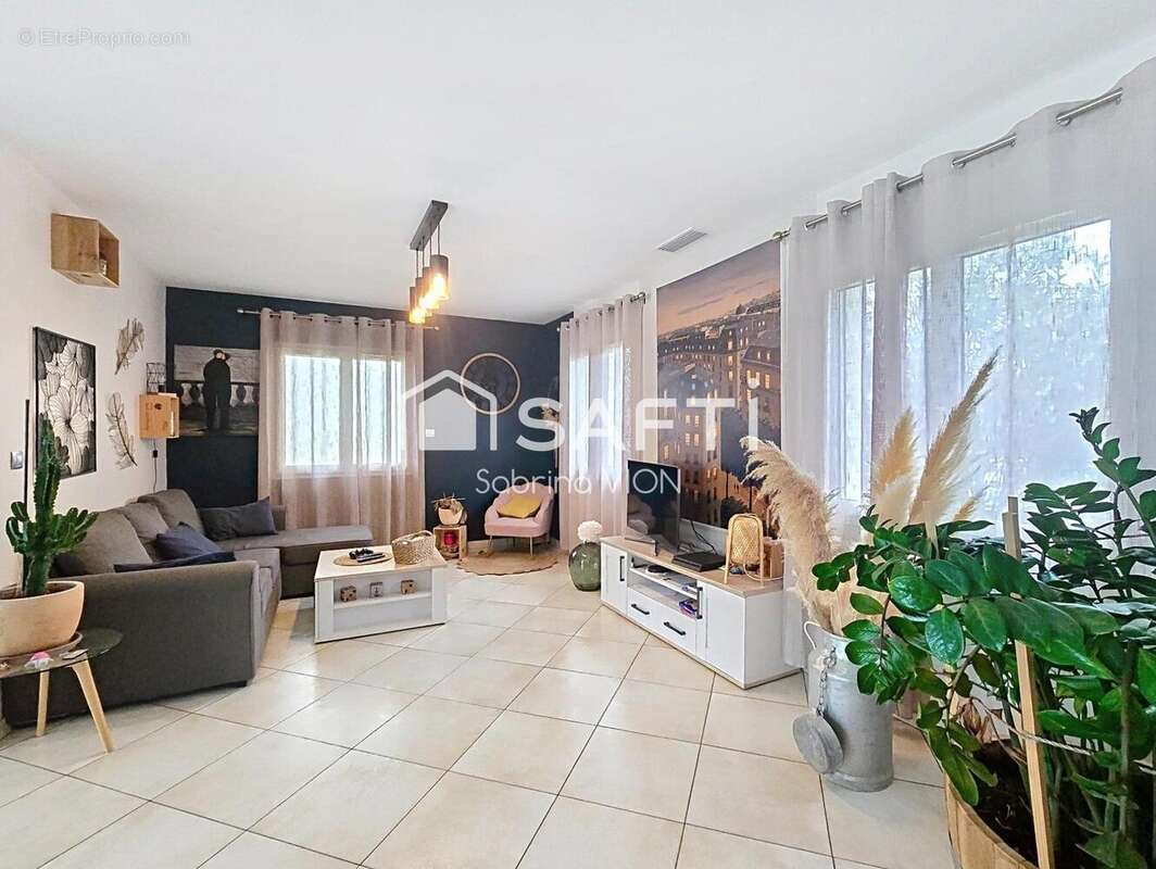 Maison 153 m² à Saint-Sardos  - photo 3