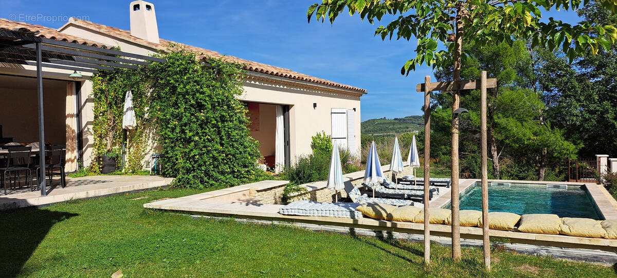 Maison à SAINT-PANTALEON