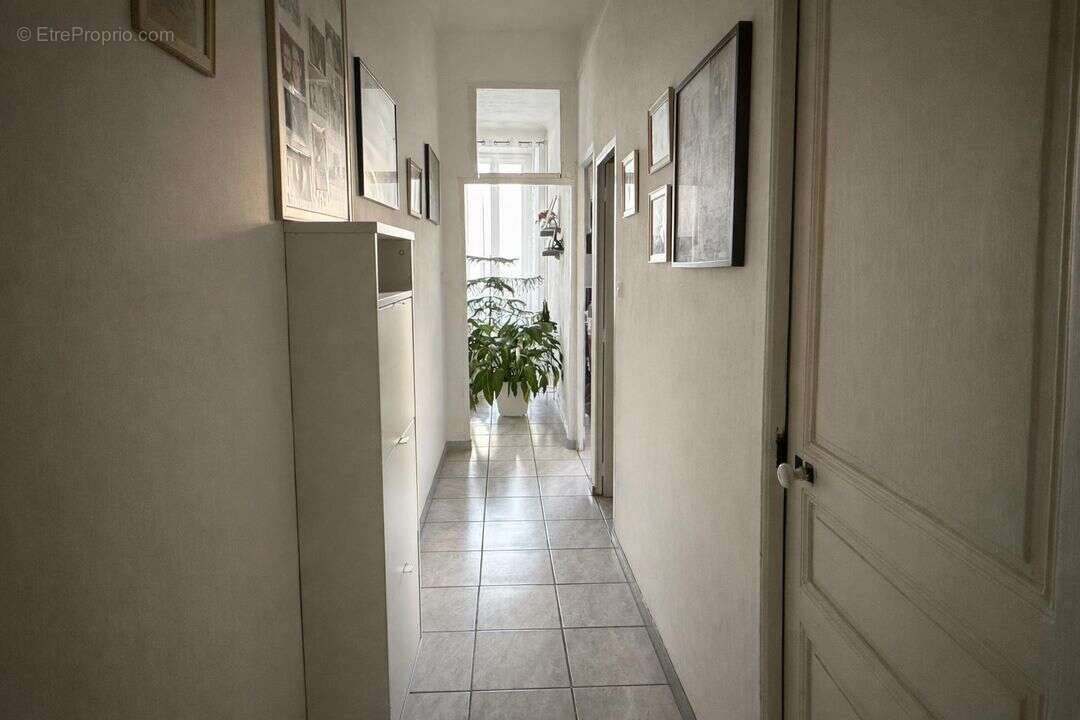 Appartement à MARSEILLE-10E