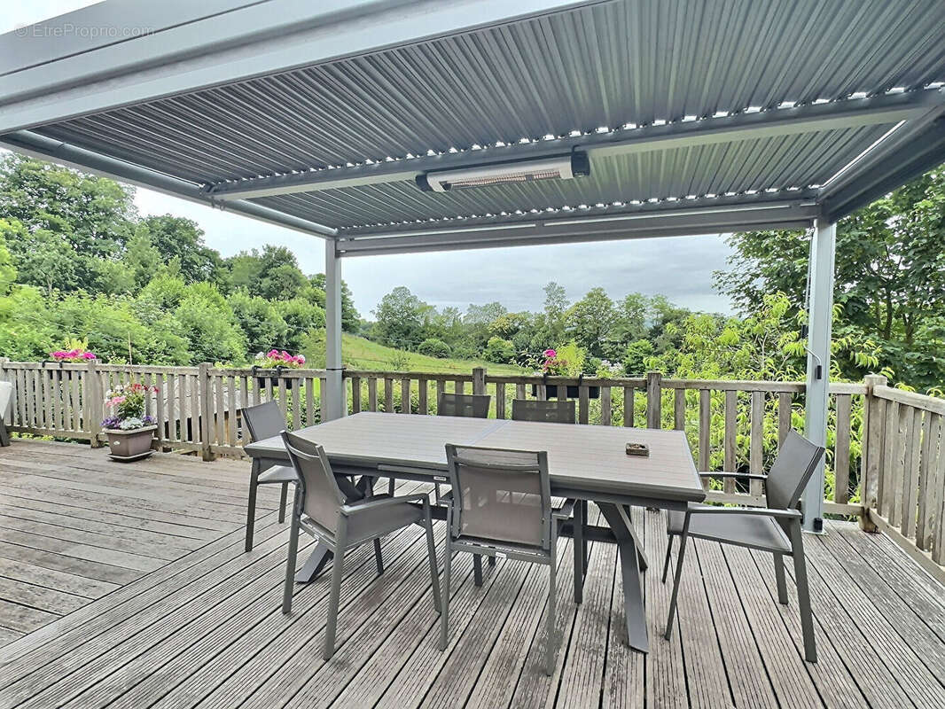 Maison à PIERREFITTE-EN-AUGE