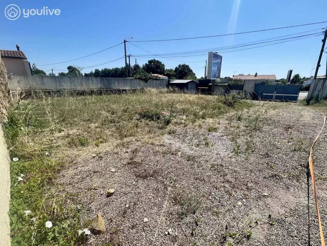 Terrain à LES SABLES-D&#039;OLONNE