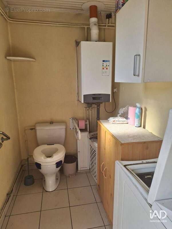 Photo 6