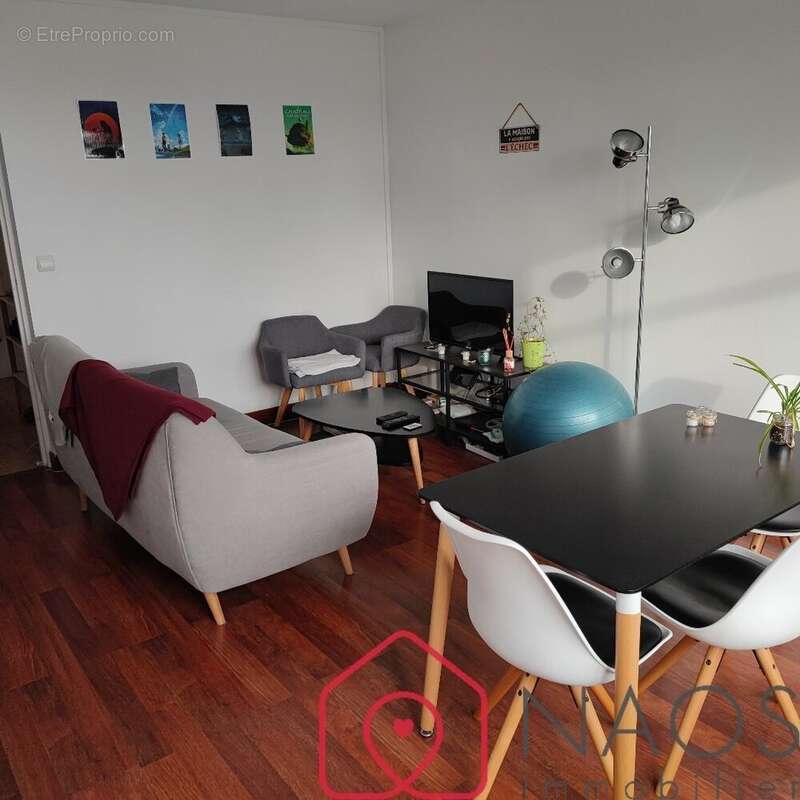 Appartement à MONT-SAINT-AIGNAN
