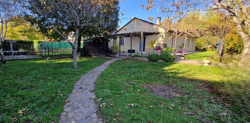 Maison à PIERREFICHE