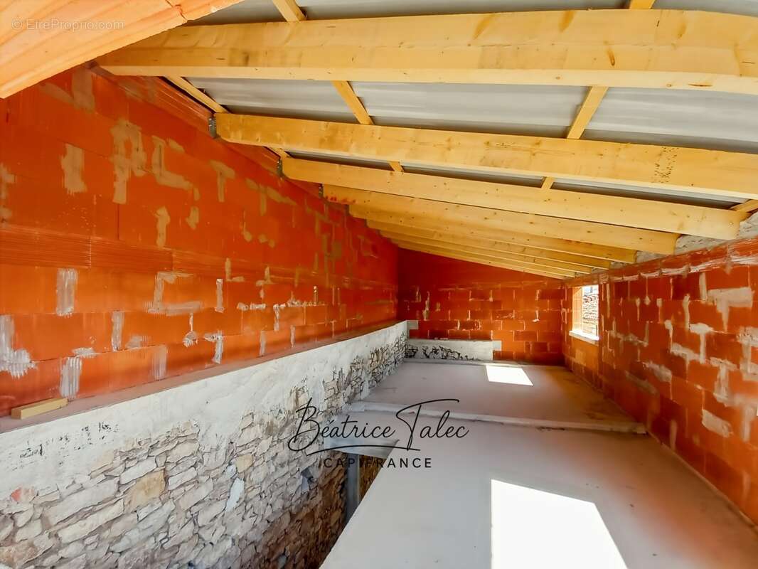 Maison de village moderne à personnaliser avec superbe terrasse rooftope 3 pièces, double garage, ROUSSET (13), sainte-victoire - photo 10