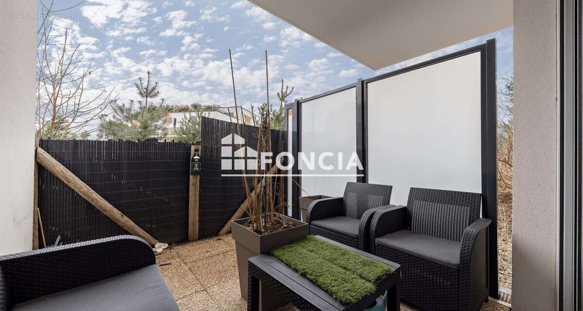 Appartement à MONT-SAINT-AIGNAN