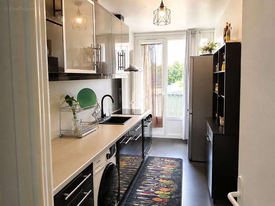 Appartement Villeneuve Saint Georges 3 pièces de 66 m2 + une cave en rez-de-chaussée - photo 6