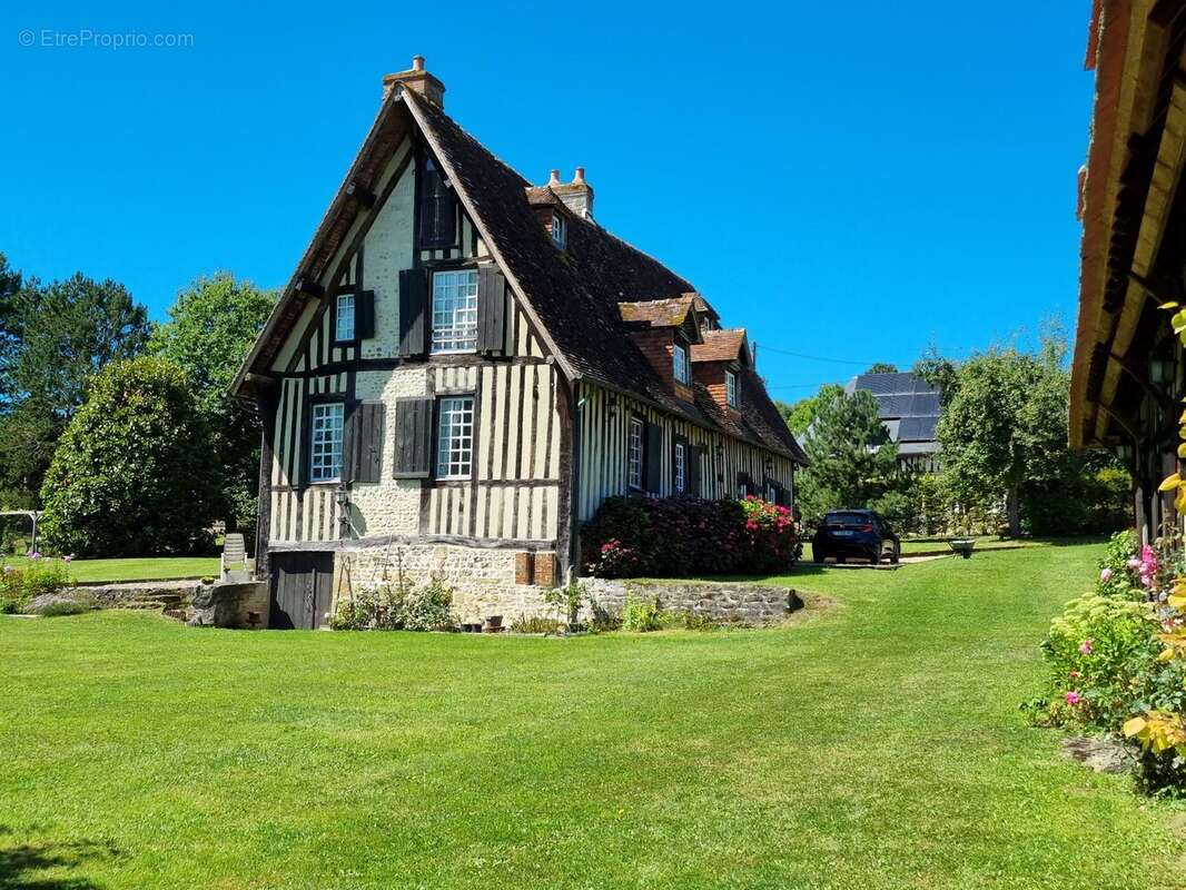 Maison à PONT-L&#039;EVEQUE