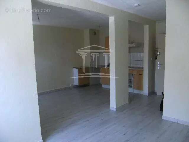 Appartement à SORGUES